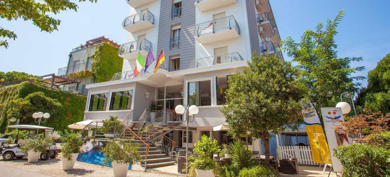 Hotel New Castle 체제나티코 외부 사진